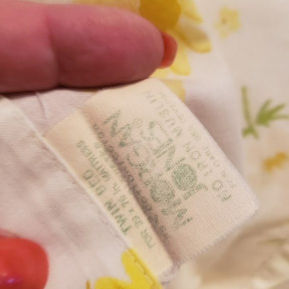 Vintage Morgan Jones Percale Twin Flat Sheet Yellow Floral Pattern MCM - Picture 2 of 2